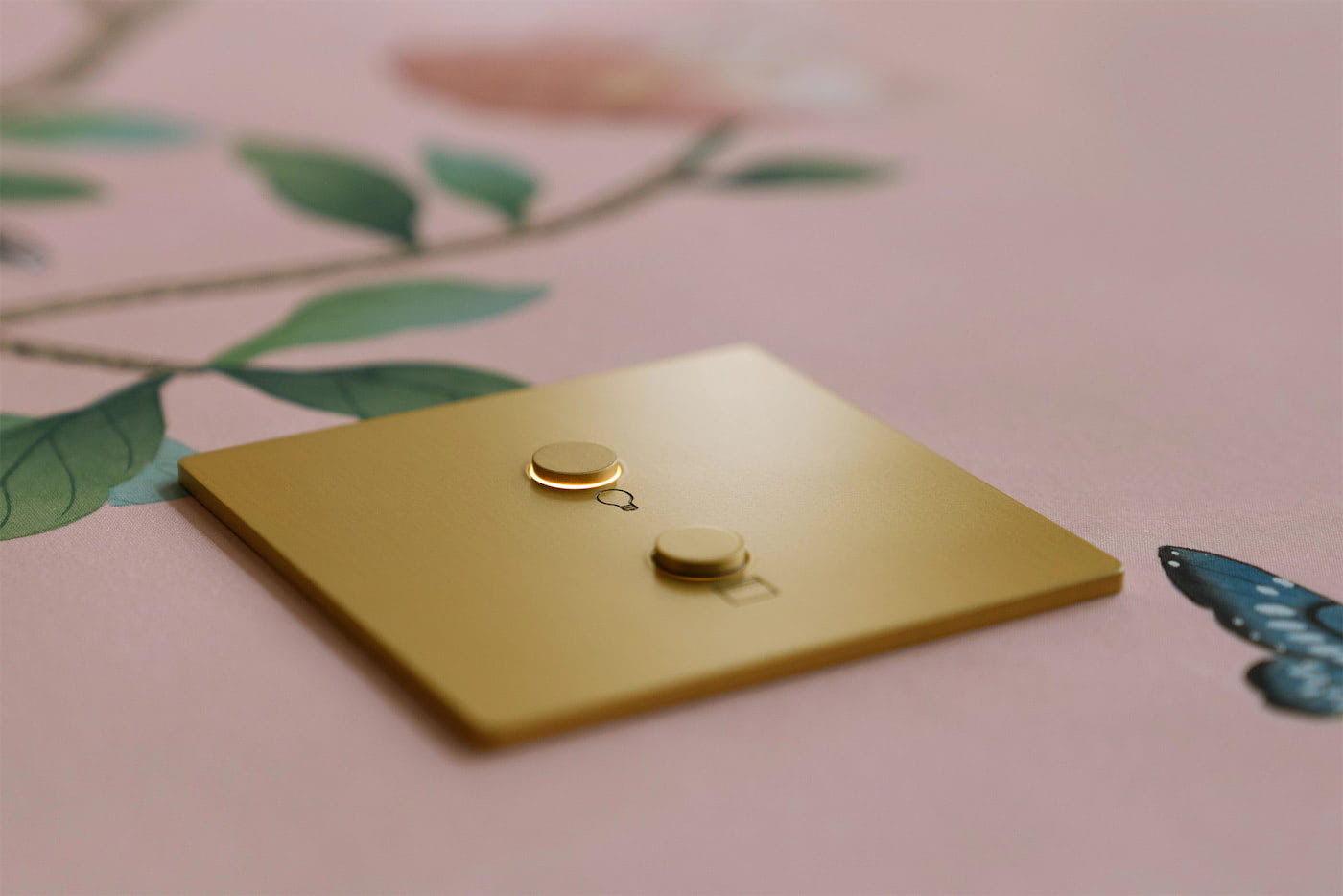 Intelligent Indoor, Architectural & Landscape Lighting